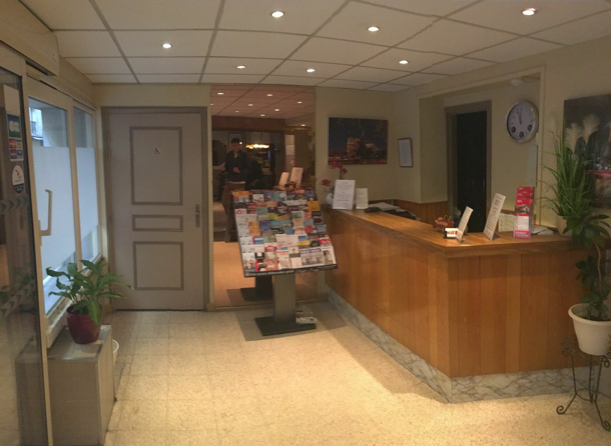 Hotel Jarry Confort Paris Exterior photo